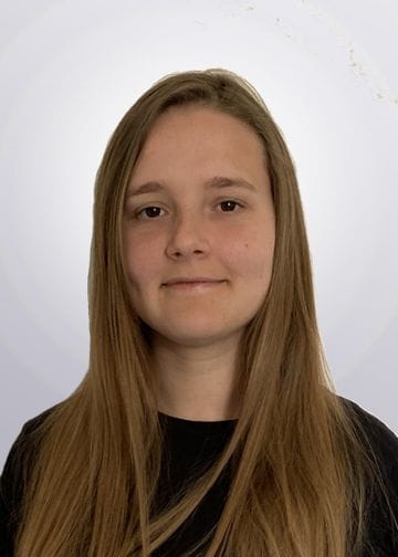 Portrait of Karin, Razvijalka